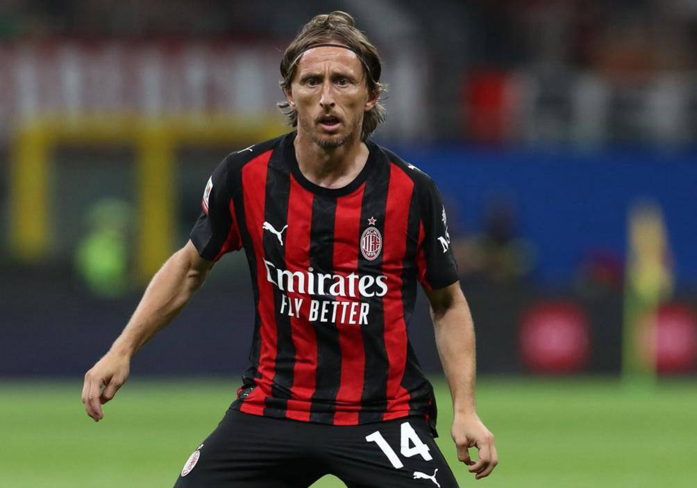 支持儿子，弗格森去看了其儿子达伦执教的彼得堡联的比赛