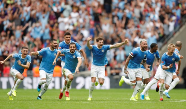 00后巅峰对决，ATP年终总决赛“辛卡决”，辛纳卫冕